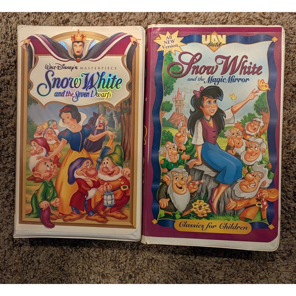 Lot of 2 Snow White VHS Tapes - Disney Masterpiece & UAV Gold Animated Classic